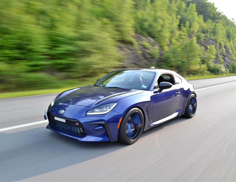 2023 Toyota GR86 - Premium