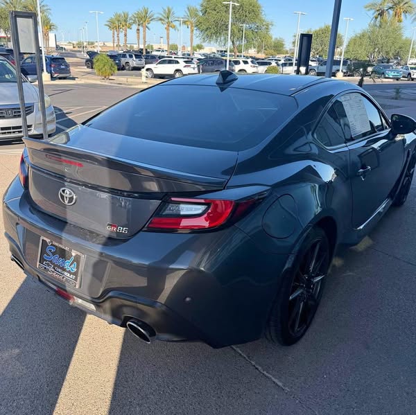 2022 Toyota GR86 Premium