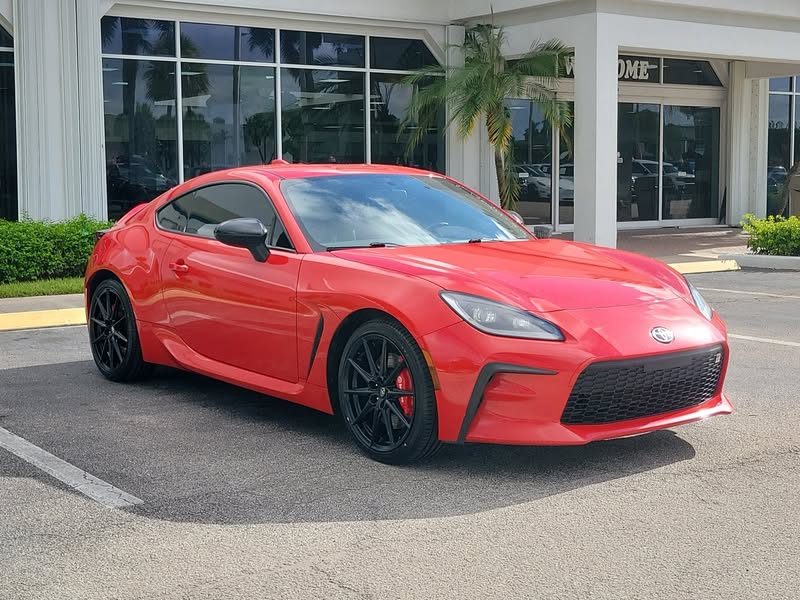 2024 Toyota GR86 Premium