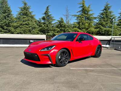 2023 Toyota GR86 Premium Coupe 2D