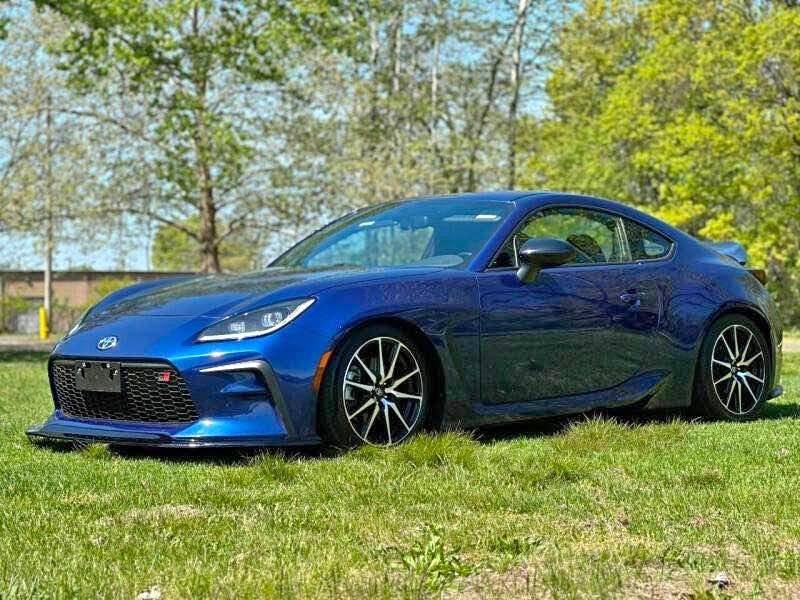 2024 Toyota GR86 - Coupe 2D