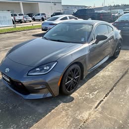 2025 Toyota GR86 premium