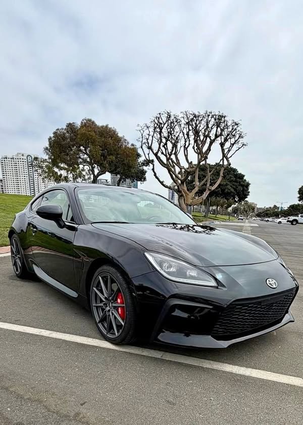 2024 Toyota GR86 Premium Coupe 2D \u2013 Manual RWD