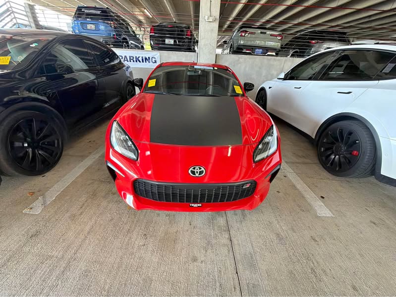 2024 Toyota GR86 Coupe 2D