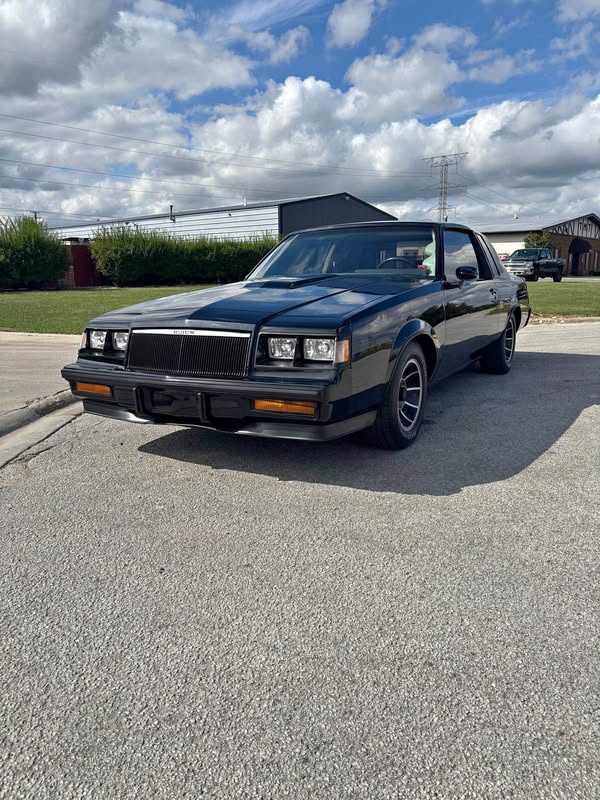 1984 Buick grand national - Grand national