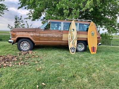 1985 Jeep Grand Wagoneer - Sport Utility 4D