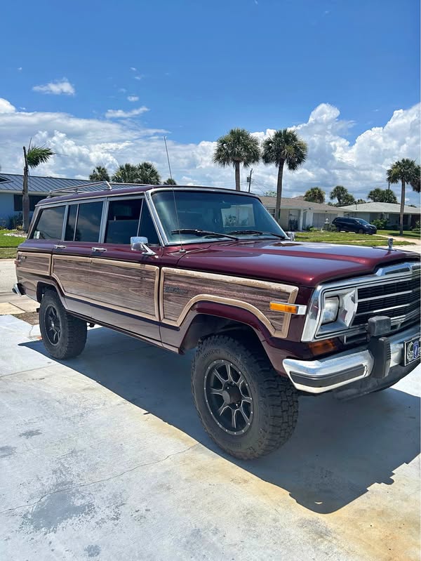 1991 Jeep Grand Wagoneer - Sport Utility 4D