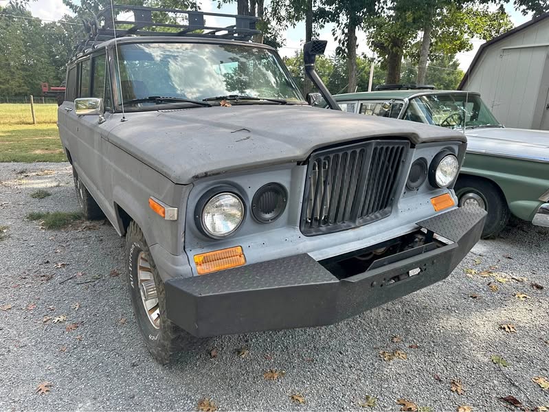 1985 Jeep Wagoneer
