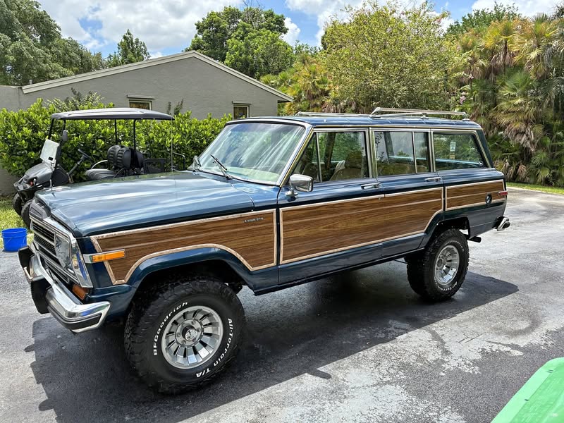1988 Jeep Grand Wagoneer