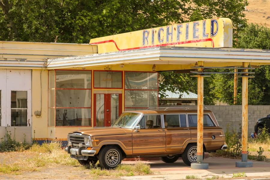 1989 Jeep Grand Wagoneer