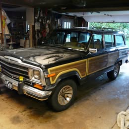 1987 Jeep Grand Wagoneer
