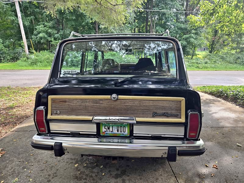 1989 Jeep Grand Wagoneer