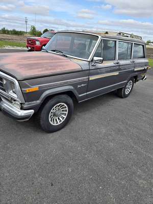 1989 Jeep Grand Wagoneer