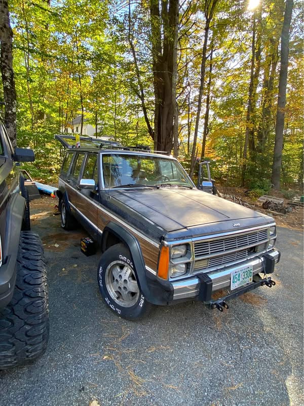 1988 Jeep Wagoneer - Limited