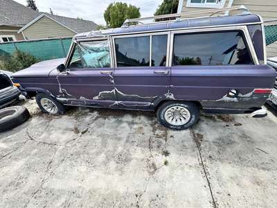 1984 Jeep Grand Wagoneer