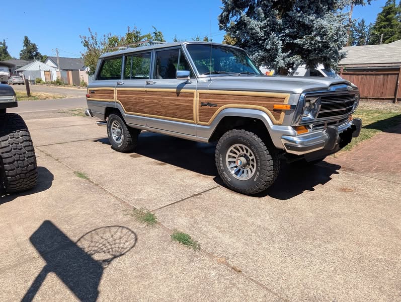 1991 Jeep Grand Wagoneer