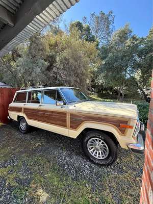 1988 Jeep Grand Wagoneer