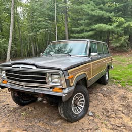 1988 Jeep Grand Wagoneer