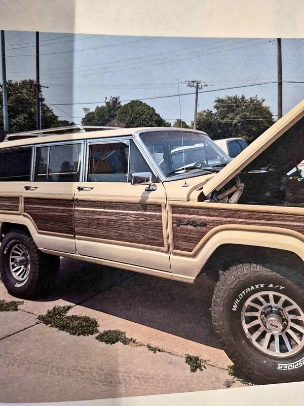 1988 Jeep Grand Wagoneer - Series I Sport Utility 4D