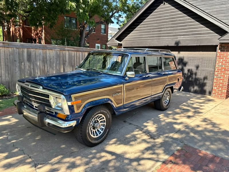 1989 Jeep Grand Wagoneer