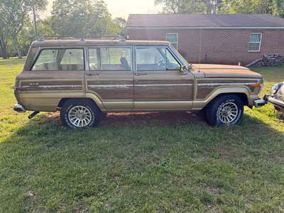 1990 Jeep Grand Wagoneer - Sport Utility 4D