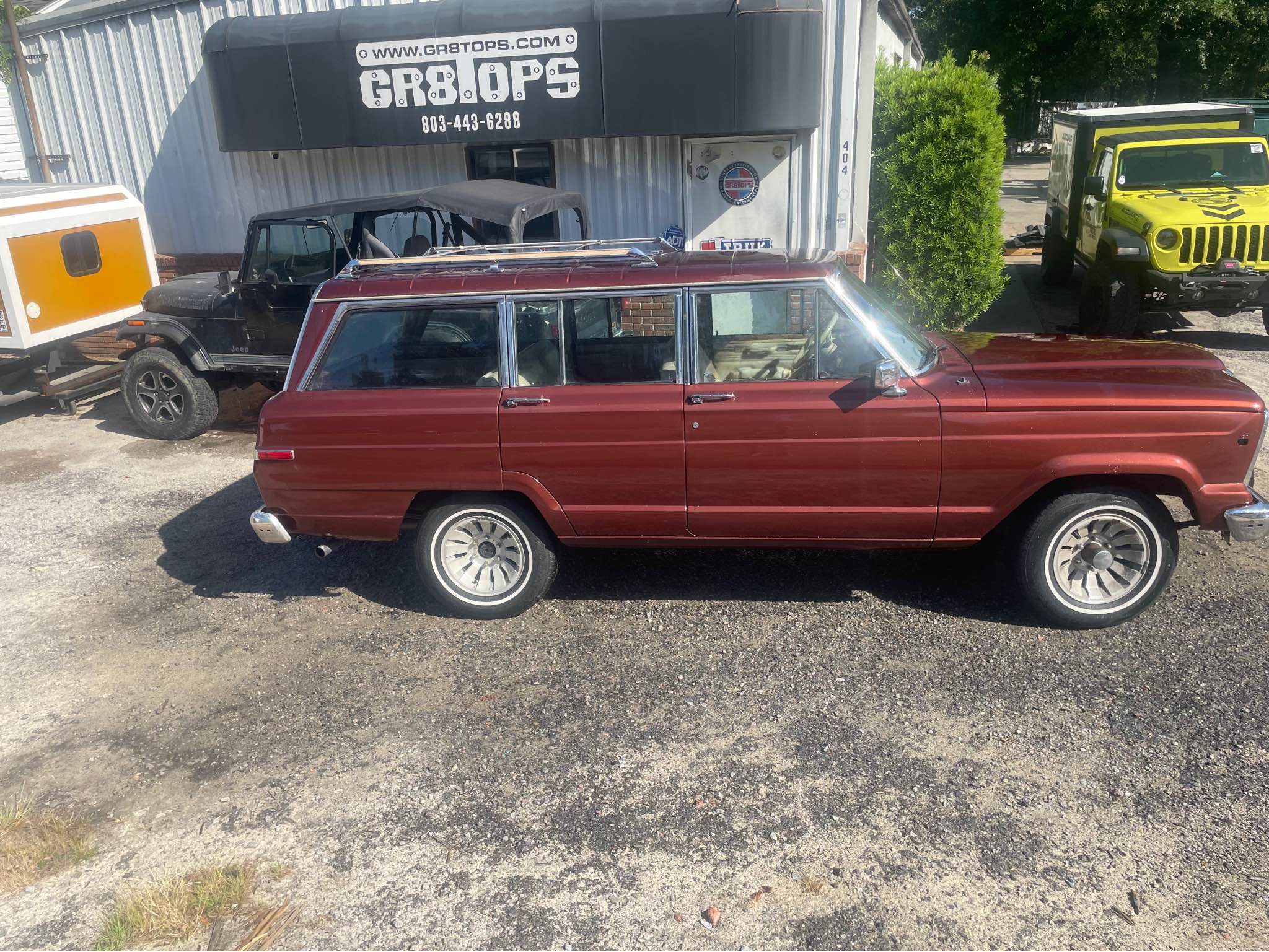 1984 Jeep Grand Wagoneer Sport Utility 4D