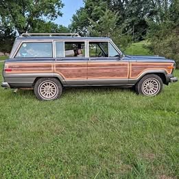 1990 Jeep Grand Wagoneer