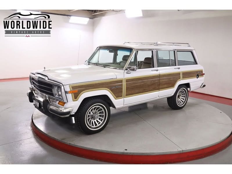 1990 Jeep Grand Wagoneer
