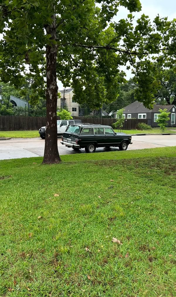 1987 Jeep Grand Wagoneer