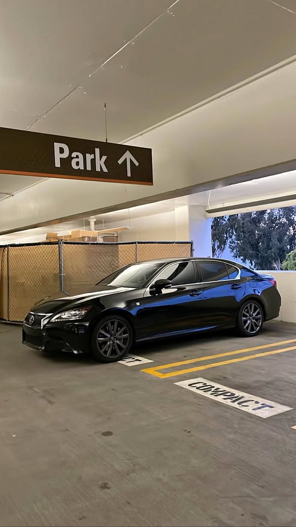 2015 Lexus GS - GS 350 F SPORT Sedan 4D