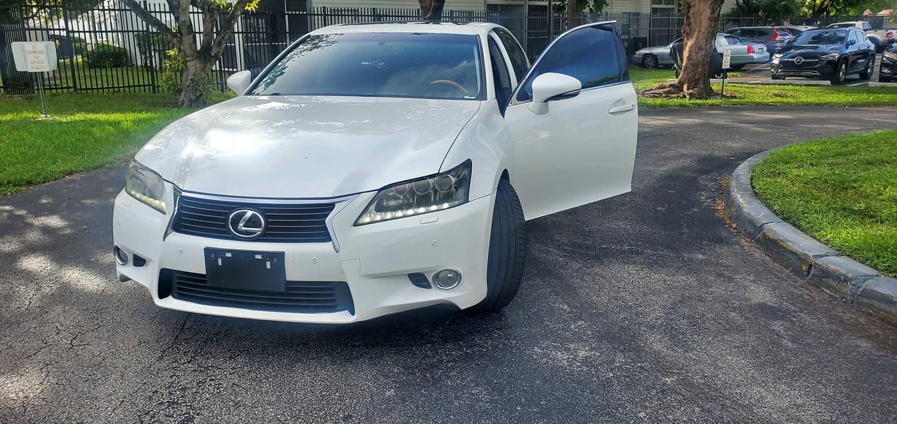 2013 Lexus GS - GS 450h Sedan 4D