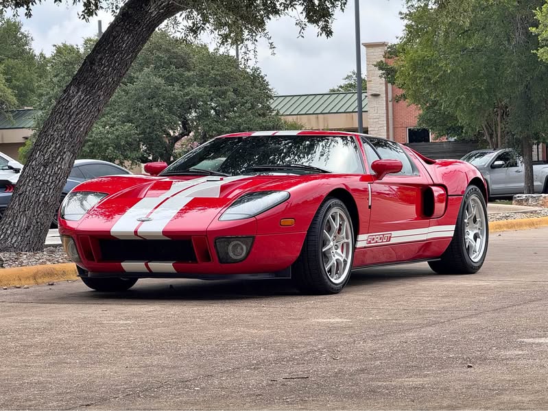 2005 Ford GT