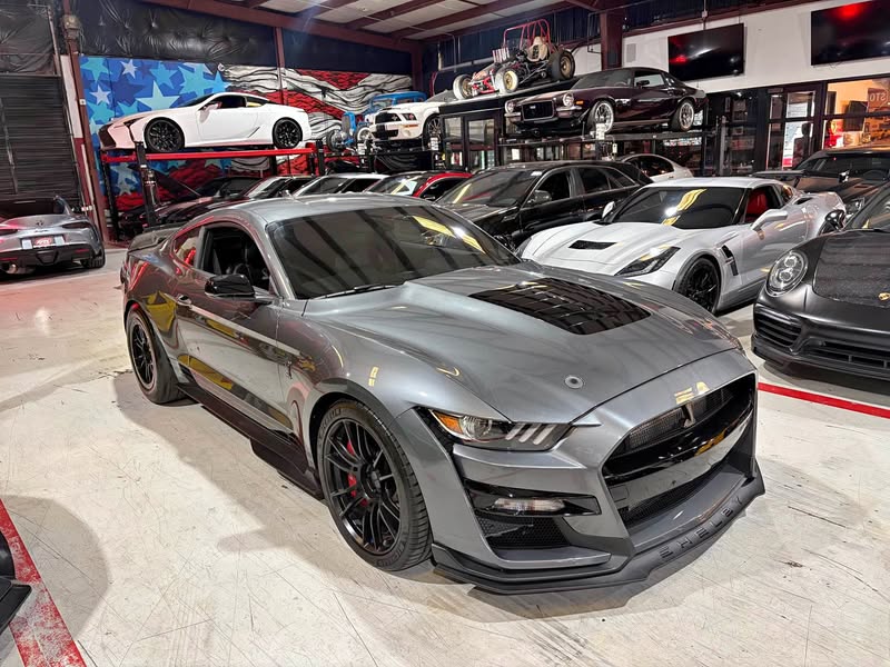 2022 Ford Mustang - Shelby GT500 Coupe 2D