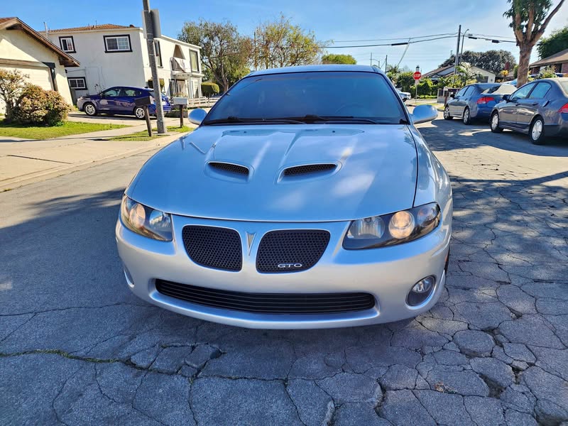 2006 Pontiac GTO - Coupe 2D