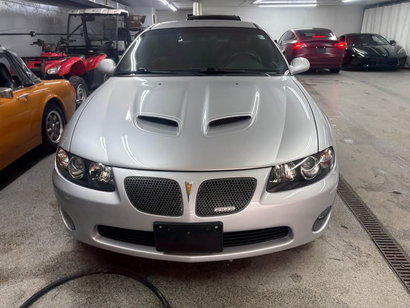 2006 Pontiac GTO - Coupe 2D