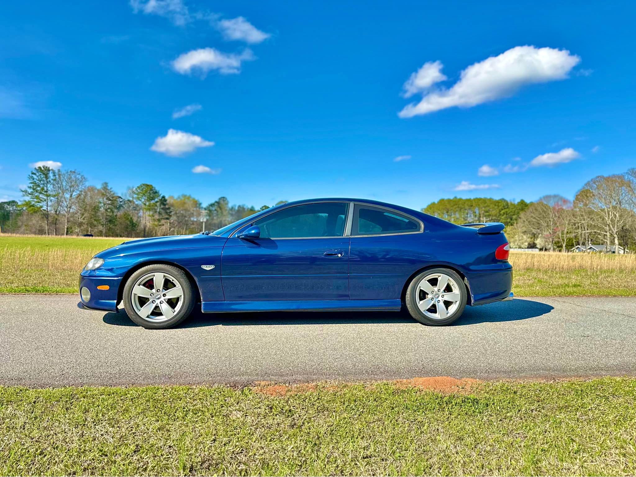 2005 Pontiac GTO - Coupe 2D