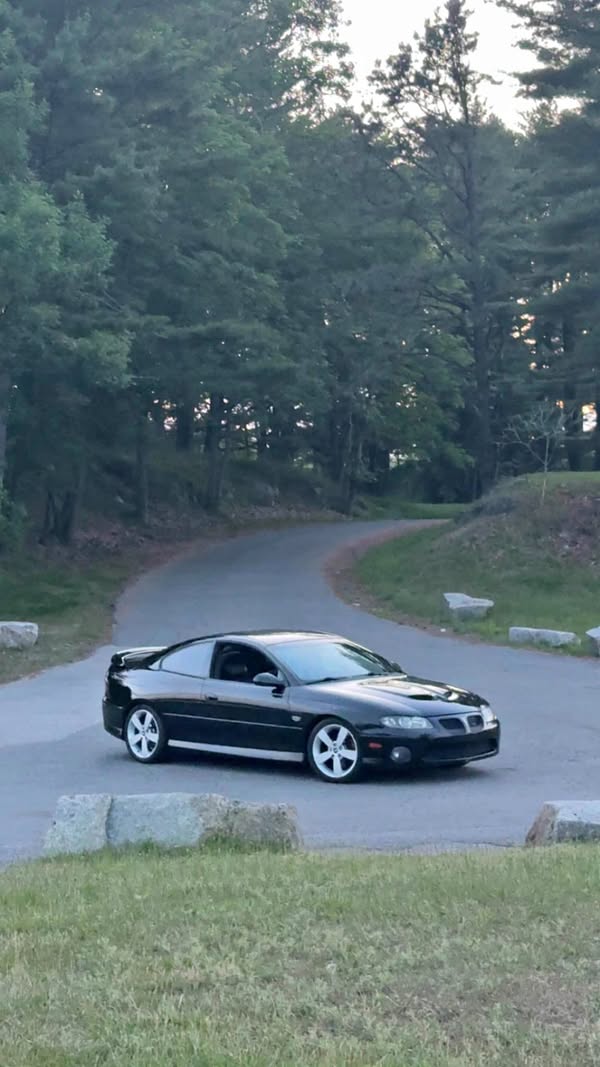 2006 Pontiac GTO - Coupe 2D