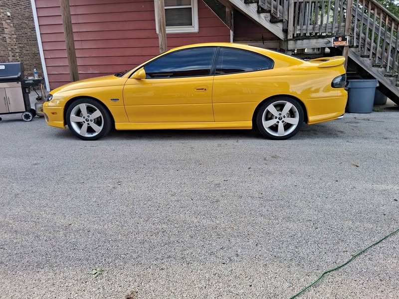 2004 Pontiac GTO - Coupe 2D