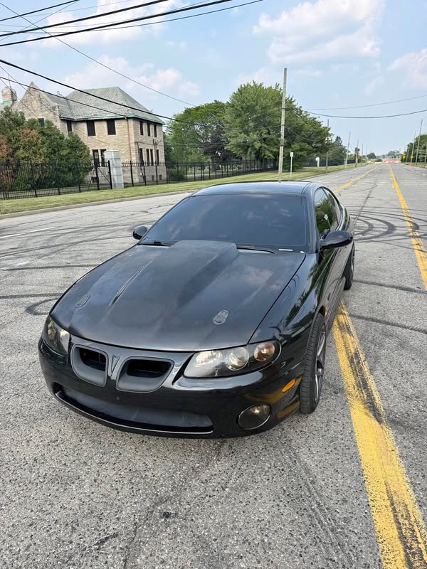 2004 Pontiac GTO - Coupe 2D