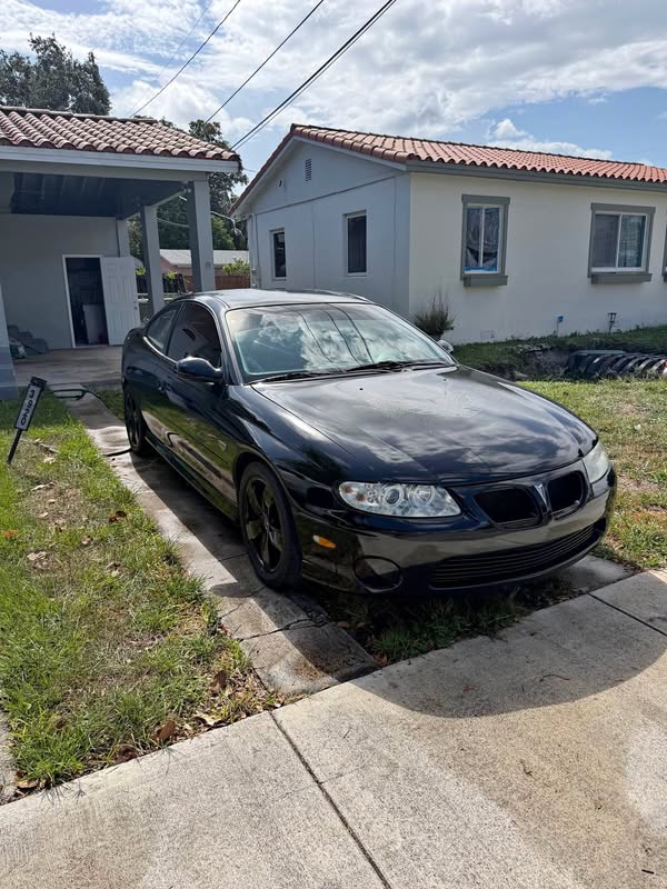2004 Pontiac GTO - Coupe 2D
