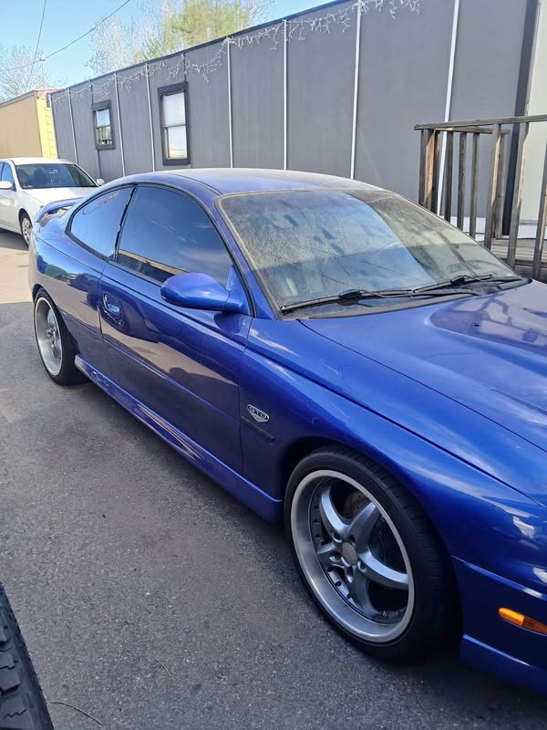 2005 Pontiac GTO - Coupe 2D