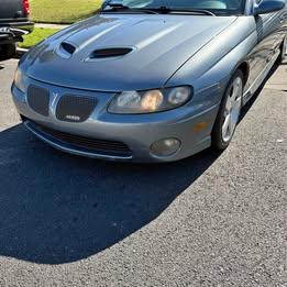 2005 Pontiac GTO - Coupe 2D