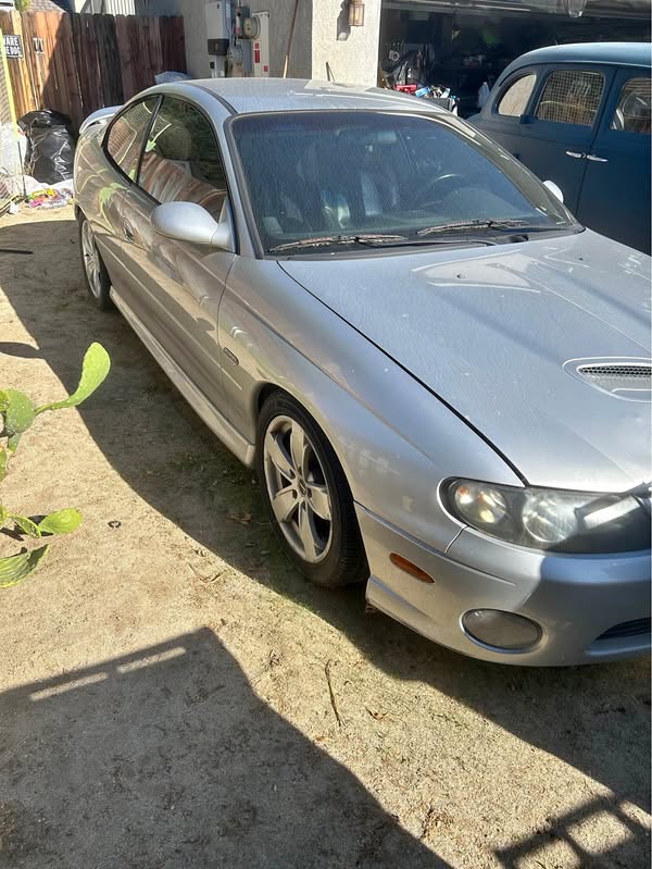 2006 Pontiac GTO - Coupe 2D