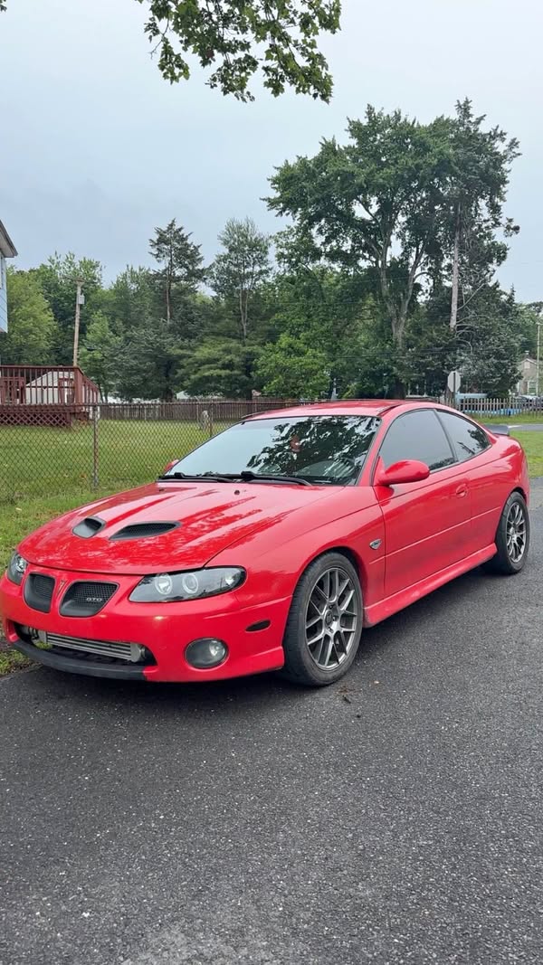 2004 Pontiac GTO - Coupe 2D