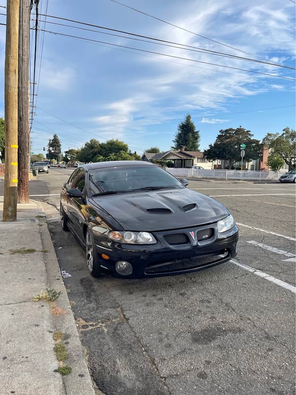 2004 Pontiac GTO - Coupe 2D