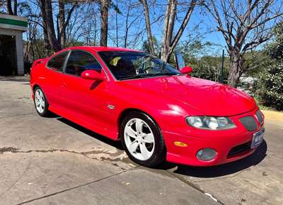 2005 Pontiac GTO - Coupe 2D