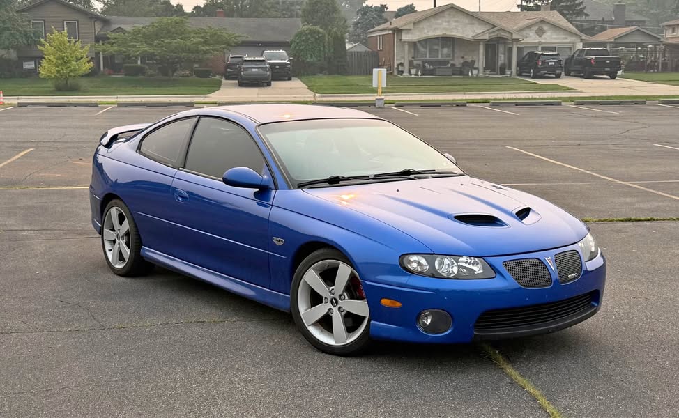 2006 Pontiac GTO - Coupe 2D