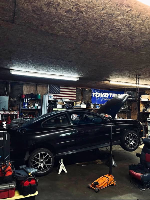 2004 Pontiac GTO - Coupe 2D