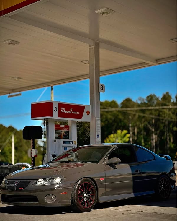 2004 Pontiac GTO - Coupe 2D