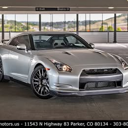 2009 Nissan gt-r premium 7k miles!